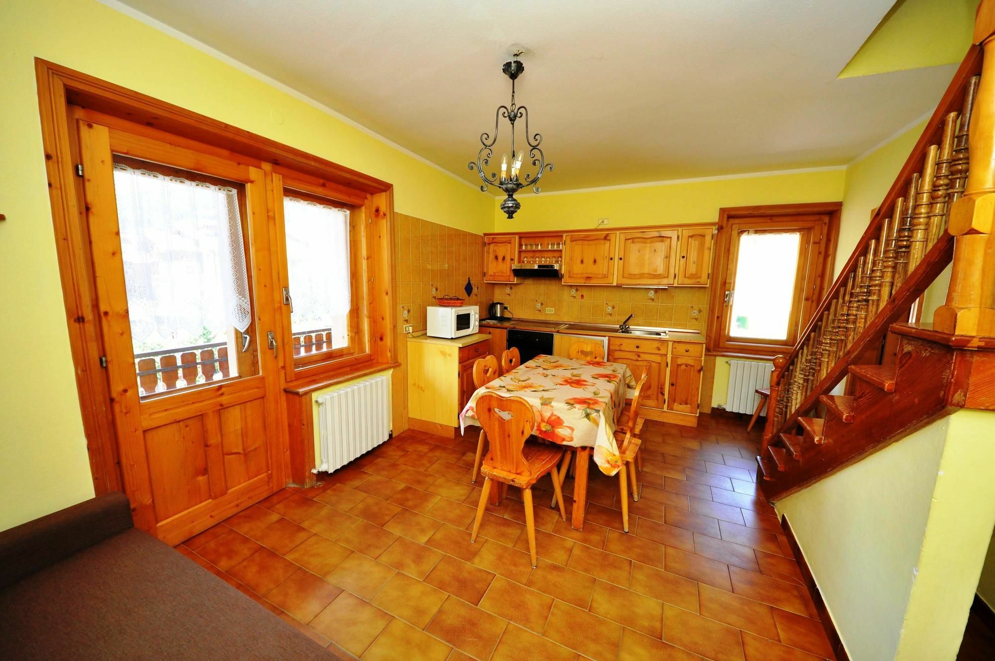 Residence Casa Longa By Livigno Accomodation Экстерьер фото
